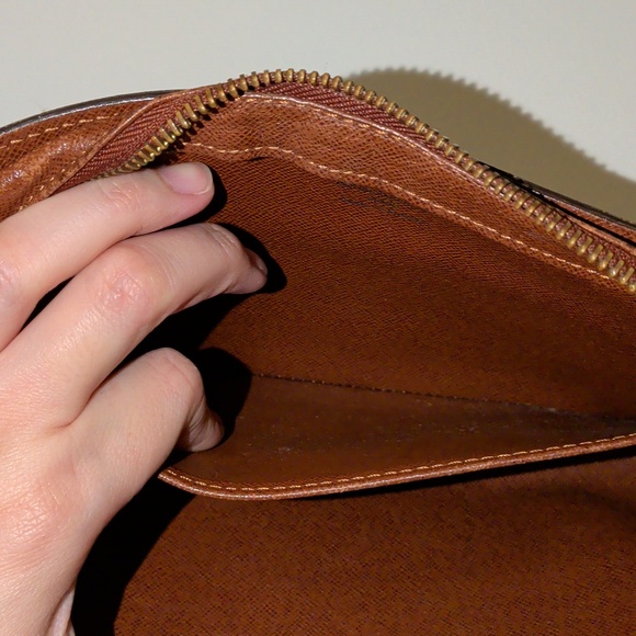 Authentic Louis Vuitton Orsay Monogram Canvas Clutch Bag Pouch Wristlet - Picture 8 of 16